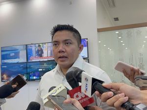 Seskab Bantah Kabar Prabowo Pakai 2 Pesawat Kepresidenan ke Luar Negeri