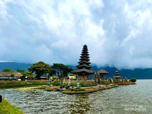Pura Ulun Danu dalam Pesona Keindahan Danau Beratan