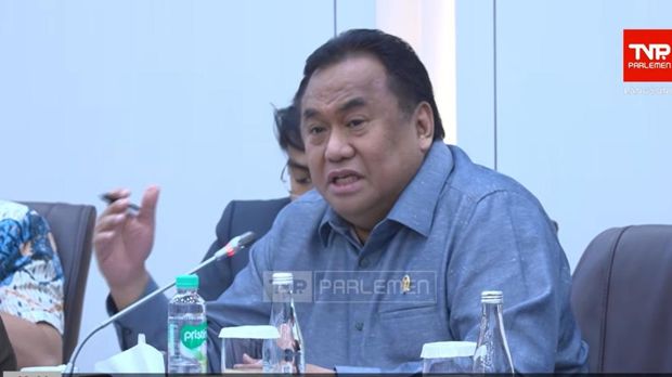 Anggota Komisi VI DPR RI Rachmat Gobel dalam Raker-RDP Komisi VI DPR RI berbareng mitra di Jakarta, Rabu (4/2/2026). YouTube/DPR RI)
