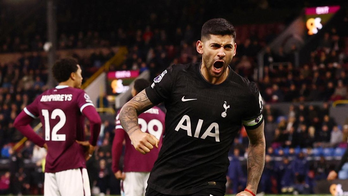 Romero saat memperkuat Spurs musim lalu. Foto: Action Images via Reuters/Lee Smith