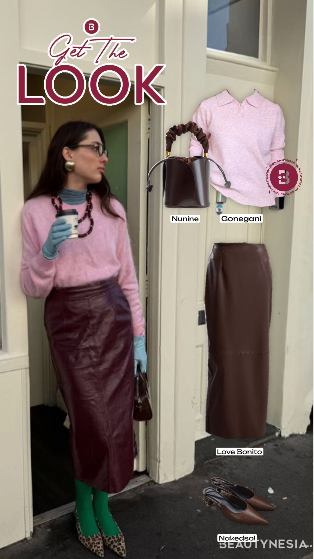Buat kamu yang mau mix and match dengan kedua warna ini, kamu bisa sontek gaya content creator bernama Kate Klem. Ia memadukan sweater berwarna pink lembut dengan leather skirt berwarna coklat.