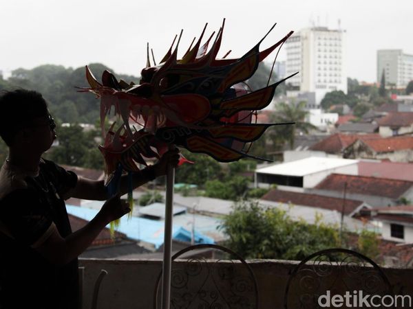 Perajin Barongsai Bogor Kewalahan Hadapi Lonjakan Pesanan