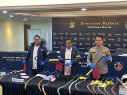 Operasi Pekat di Jakarta Tangkap 105 Pelaku Tawuran, 56 Sajam Disita