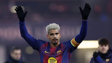 Liverpool Segera Pinjam Ronald Araujo dari Barcelona