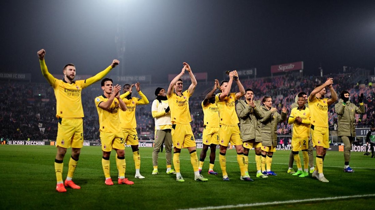 AC Milan dianggap jadi favorit kuat Scudetto oleh Inter Milan. (REUTERS/Daniele Mascolo)