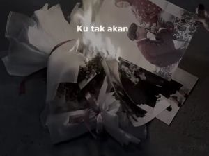 Suami Selingkuh dengan Murid Silat, Istri Bakar Foto: Kalian Menang!