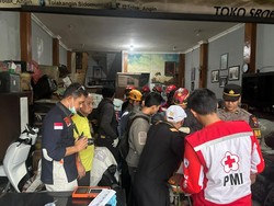 Tukang Bangunan Tewas Tersengat Listrik di Genting Rumah Warga Malang