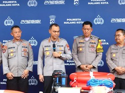 Kapolresta Malang Kota Distribusikan Peralatan Tanggap Bencana