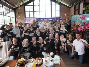 Puluhan Guru Honorer di Jatim Sukses Bangun Usaha Mandiri