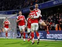 Liga Inggris: Kejarlah Arsenal, Kalau Bisa