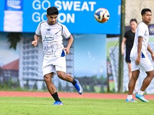PSIS Tambah Opsi di Bek Kanan, Pinjam Ibrahim Sanjaya dari Persis
