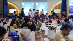 Pengunjung Ramaikan Expoversary, Ada Berbagai Promo Menarik