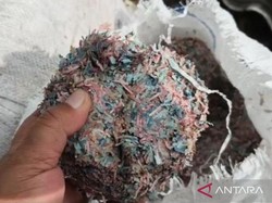 Polisi Usut Cacahan Mirip Uang di TPS Liar Bekasi, 21 Karung Disita