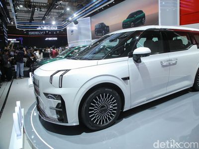 Potret Zeekr 009 Penantang Alphard, Harga Rp 1,6 Miliar