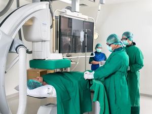 Ultra Low Contrast PCI: Solusi Bagi Pasien Jantung dengan Risiko Ginjal