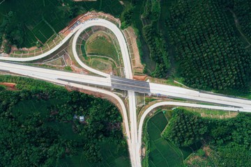 Berita dari Detik Finance: WIKA Kebut Proyek Tol Serang-Panimbang Seksi 2, Siap Dukung Mudik Lebaran