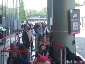 Surabaya X Beauty 2026 Diserbu Pengunjung yang Antre Sejak Pagi