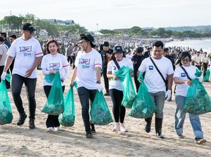 BRI Gelar Aksi Bersih Pantai Kedonganan Bali, Kumpulkan 931,16 Kg Sampah