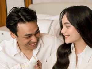 Potret Chelsea Islan Umumkan Kehamilan, Pamer Bare Baby Bump yang Sudah Besar