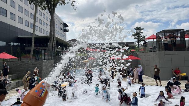 Foam Party at Aston Serang Hotel and Convention Center