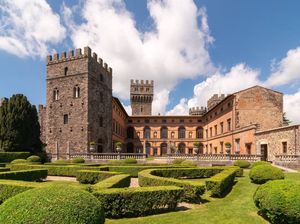 Istana Megah dari Abad ke-8 Tengah Dijual, Harga Sentuh Rp 200 Miliar