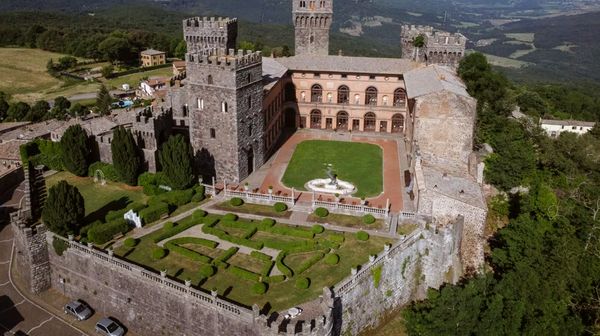 Potret Istana Megah dari Abad ke-8 yang Dijual Rp 200 Miliar