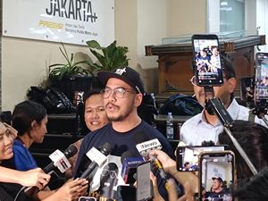 Video: Pandji Pragiwaksono Dicecar 63 Pertanyaan soal Klarifikasi Mens Rea