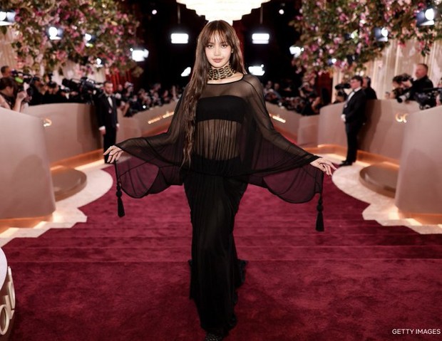 Neflix mengonfirmasi Lisa sebagai bintang baru dari serial komedi-romantis yang sedang dalam tahap awal proses penggarapan melalui akun media sosial resmi.