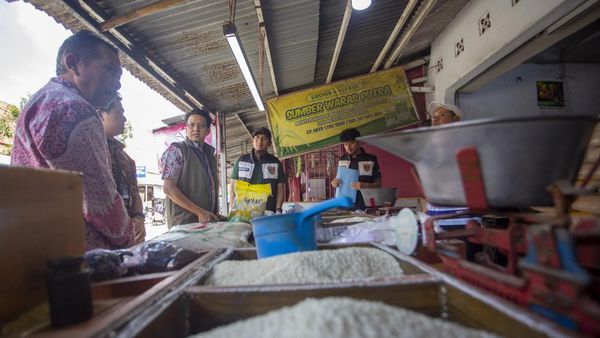 Sidak Pasar Indramayu Jelang Ramadhan, Stok Pangan Dipastikan Aman
