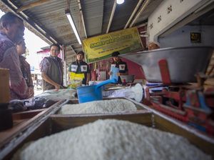 Sidak Pasar Indramayu Jelang Ramadhan, Stok Pangan Dipastikan Aman