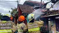 Kebakaran Rumah di Bandung: Tak Ada Korban-Penyebab Masih Misteri