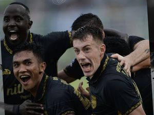 Borneo FC Tekuk Bhayangkara FC 2-1, Pesut Etam Selisih 1 Poin dari Persib