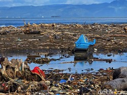 Ironi Pantai Talanca Sukabumi, Sampah Abadi yang Tak Kunjung Usai