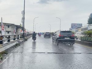 Petaka Lubang di Flyover Ciputat yang Sering Bikin Celaka