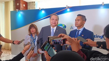 Berita dari Detik Finance: Moody's Pangkas Outlook 5 Bank Besar RI, Airlangga Bilang Begini