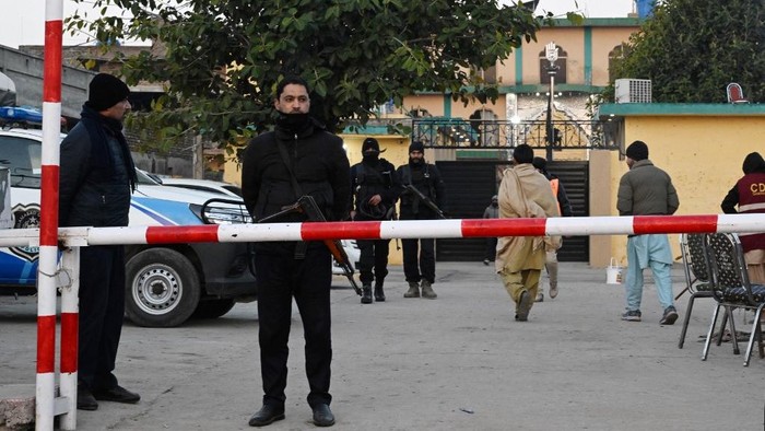 ISIS Klaim Bertanggung Jawab atas Ledakan Bom Bunuh Diri di Masjid Syiah Islamabad