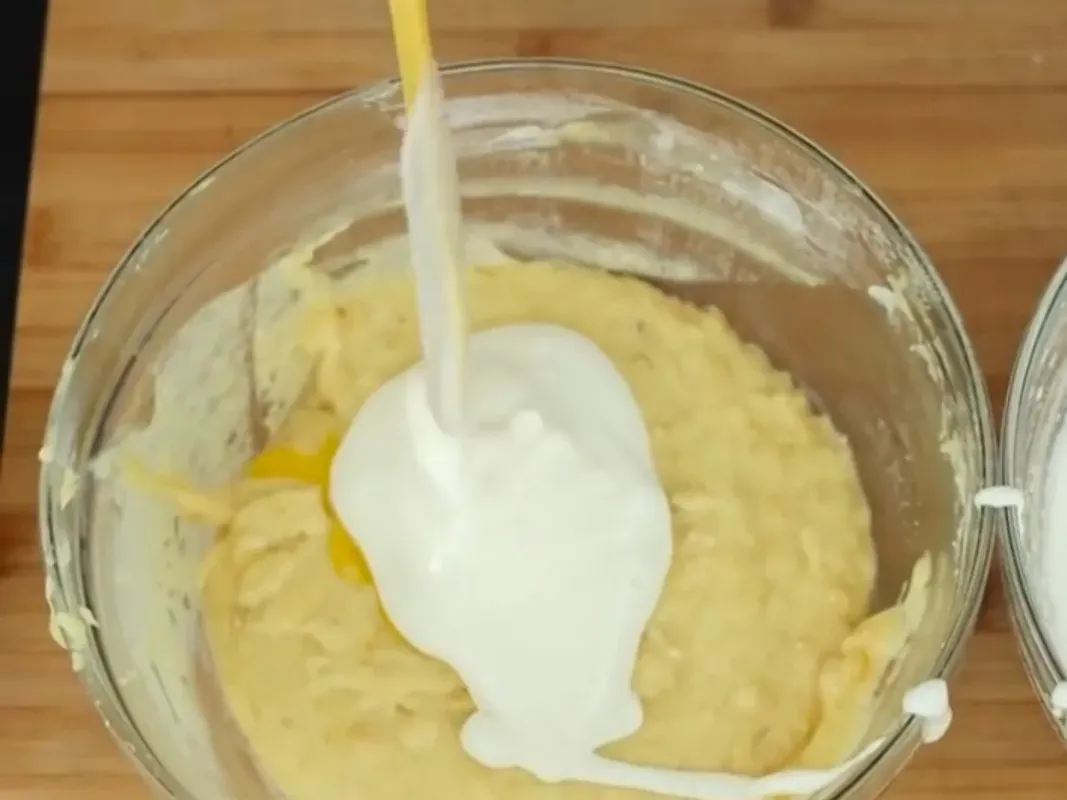 Resep banana cake ala Chef Devina Hermawan