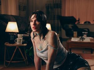 Nonton MV Opalite Taylor Swift di Mana?