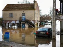 Mendagri Portugal Mundur Usai Dikritik Soal Banjir