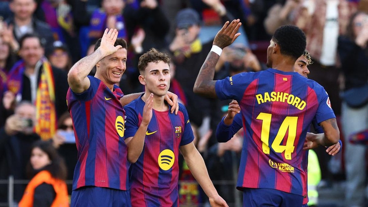Barcelona mundur dari Super League, tinggal tersisa Real Madrid. (REUTERS/Albert Gea)