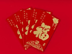 Berapa Nominal Angpao yang Sebaiknya Diberikan Saat Imlek?