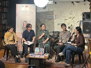 Novelis Jepang Tsujimura Mizuki Tur Buku ke Jakarta dan Lombok
