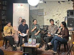 Novelis Jepang Tsujimura Mizuki Tur Buku ke Jakarta dan Lombok