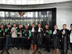 AMPHURI Gugat Aturan Umrah Mandiri, Ajukan Judicial Review UU Haji ke MK