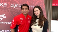 Billy Syahputra Ikut Turnamen Biliar Internasional, Vika Kolesnaya Beri Semangat