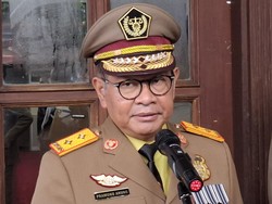 Pramono Minta Jalan Rusak Segera Diperbaiki: Tak Bisa Tunggu Hujan Berhenti