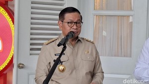 Pramono Siap Tindak Lanjuti SE Mendagri Terkait Korve Rutin Selasa dan Jumat