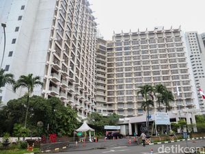 Mensesneg Tegaskan Hotel Sultan Tak Ditutup, Pengelolanya Dialihkan ke PPKGBK
