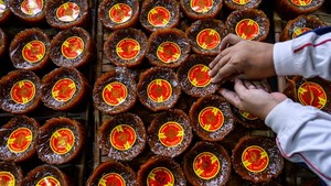 Produksi Dodol Keranjang Meningkat Jelang Imlek