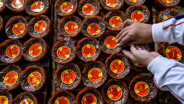 Produksi Dodol Keranjang Meningkat Jelang Imlek